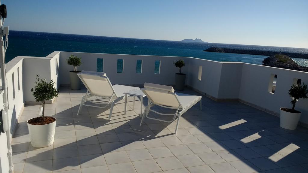 Golden Sun Apartment Kokkinos Pirgos Bagian luar foto