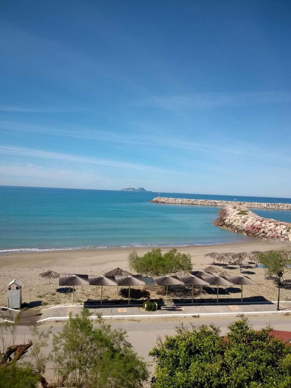 Golden Sun Apartment Kokkinos Pirgos Bagian luar foto